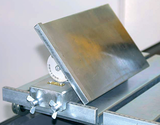 CEDIMA Jollytisch für Gehrungsschnitte 45º schwenkbar mit Winkelskala